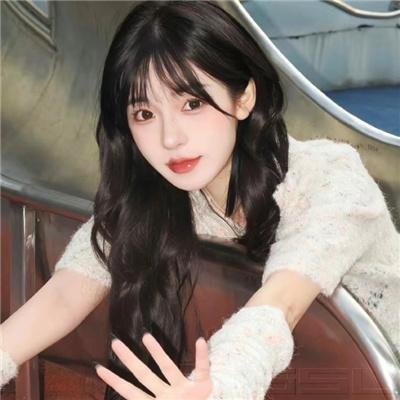 彩虹艳女